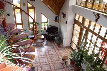 Rumunjska Privát Buşteni, Eksterijer